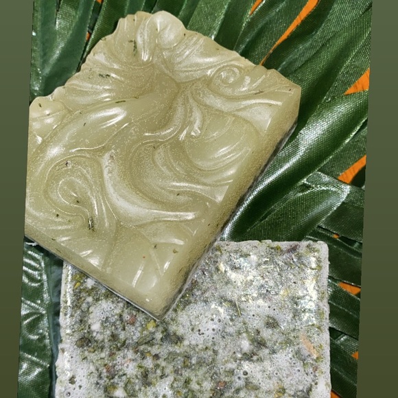 All natural skincare products infused with seamoss - Picture 2 of 3